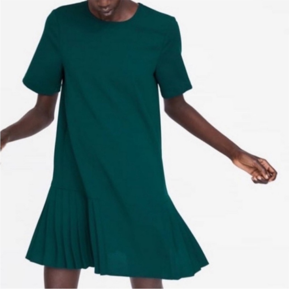 ZARA Pleat‎ Shift Dress Medium Emerald Green Minimalist Size Medium M NWT
